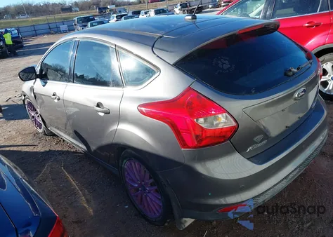 2014 Ford Focus Titanium from USA, damaged, VIN 1FADP3N24EL192799